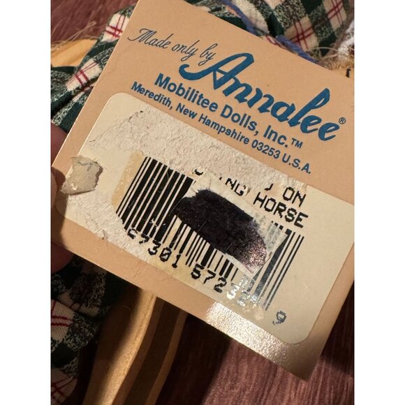 🎄 1995 Annalee Doll with Rocking‎ Horse – Vintage Holiday Collectible! 🧸✨ - Picture 7 of 11